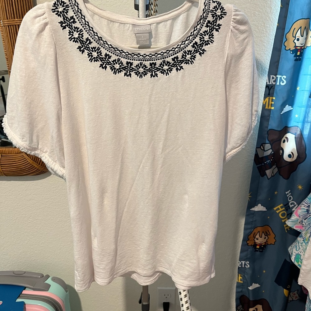 Chico’s size 1 top